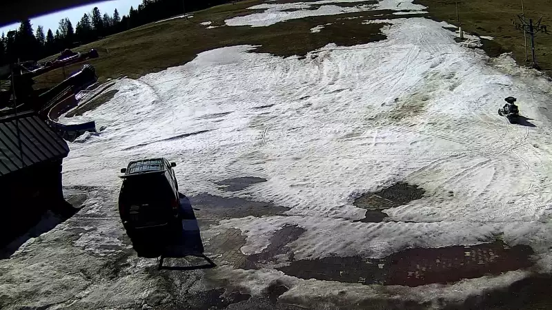 Widok na stok narciarski Zadział koło Nowego Targu.