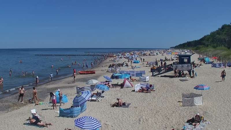 Pobierowo kamera na miasto i plażę
