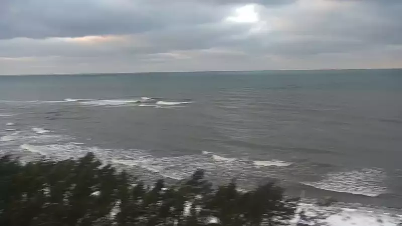 Kamera z widokiem na plażę w Rowach woj. pomorskie.