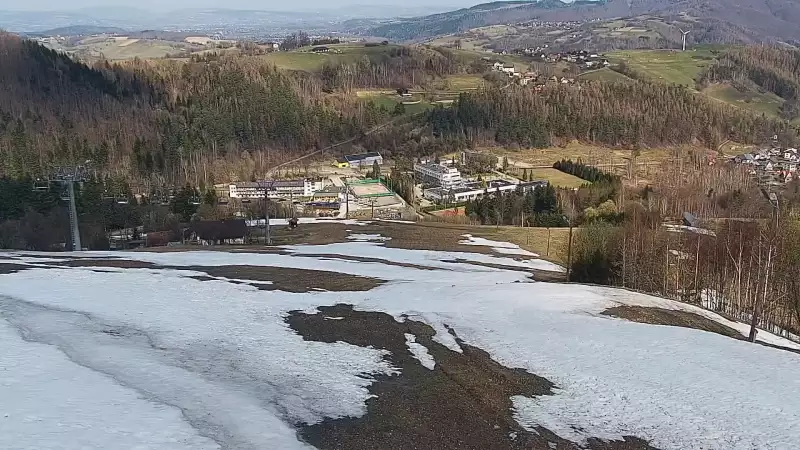 Widok live z kamery na stacji narciarskiej w miejscowości Rytro
