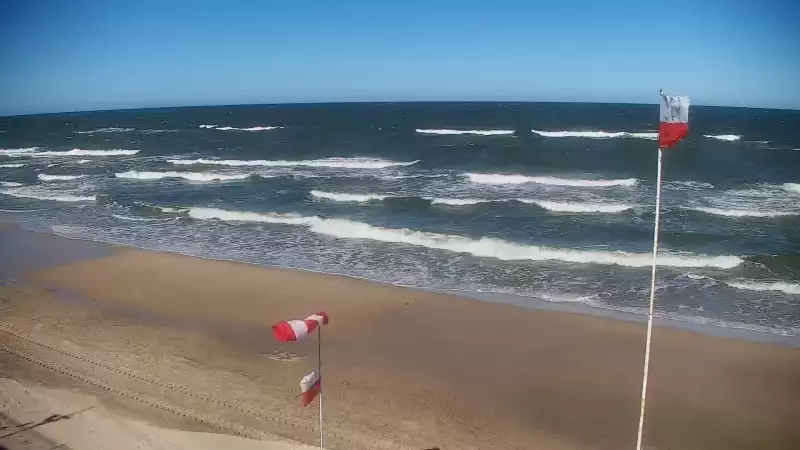 Widok na Promenadę i Plażę w Sarbinowie