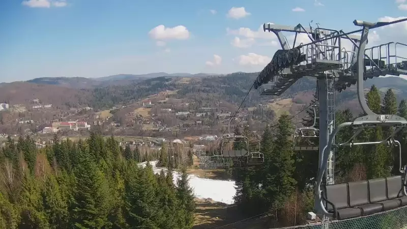 Skolnity SKI w WIŚLE - widok na kolej krzesełkową.
