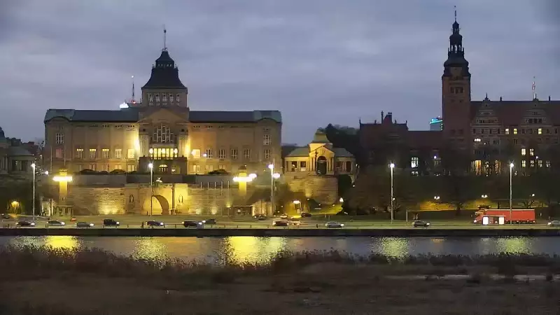 Szczecin - widok na Bulwary Szczecińskie i Wały Chrobrego.