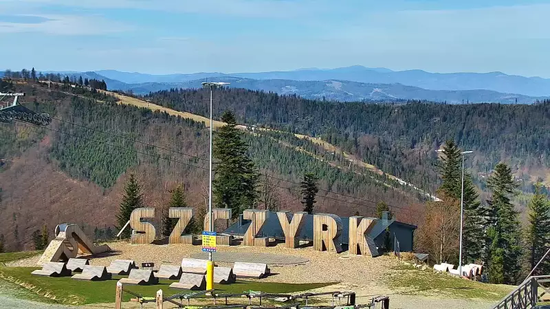 Widok z kamery na Hali Skrzyczeńskiej