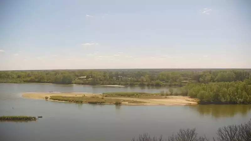 Widok z Kamery na styk rzeki Narew z Wisłą