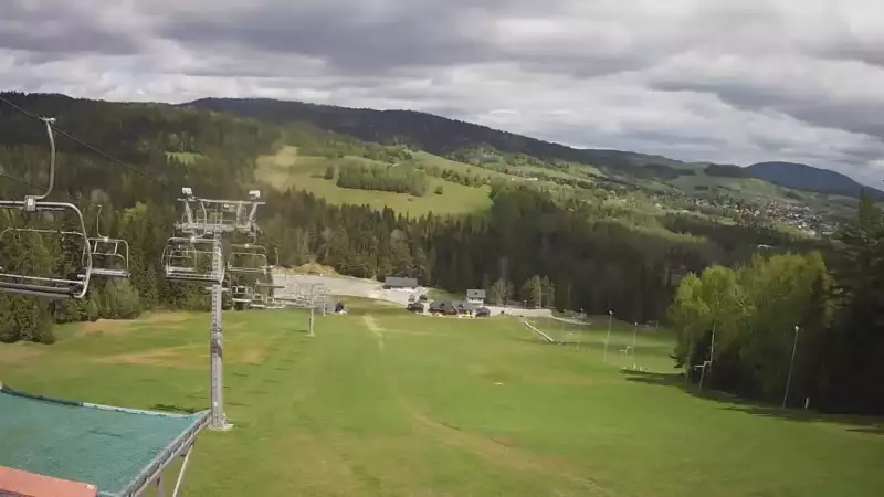 Widok na stok w TYLICZ.SKI w Beskidzie Sądeckim