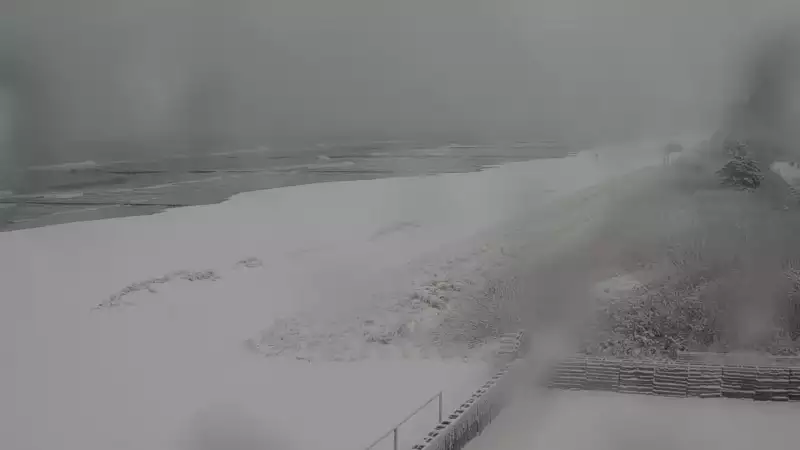 Obraz na żywo z plaży w Ustce, nadmorską promenadę i punkt widokowy