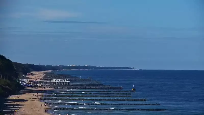 Ustronie Morskie widok z kamery na plażę