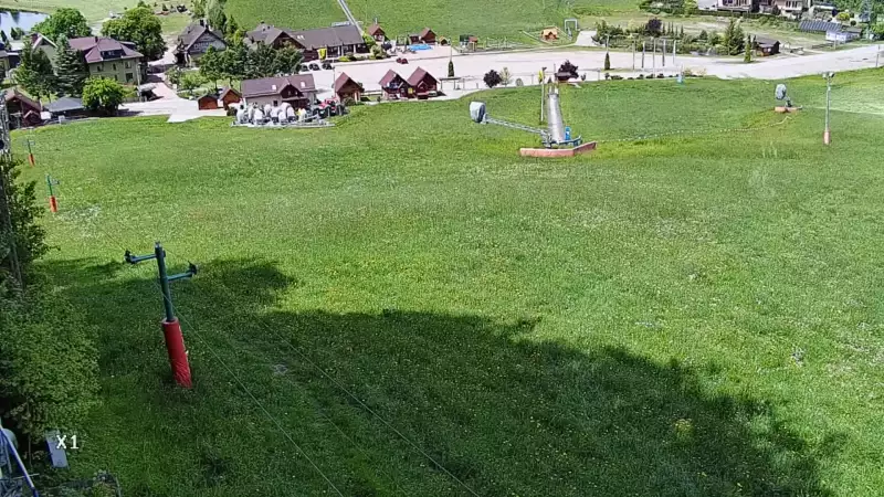 Widok ze stacji narciarskiej Koszałkowo w Wieżycy