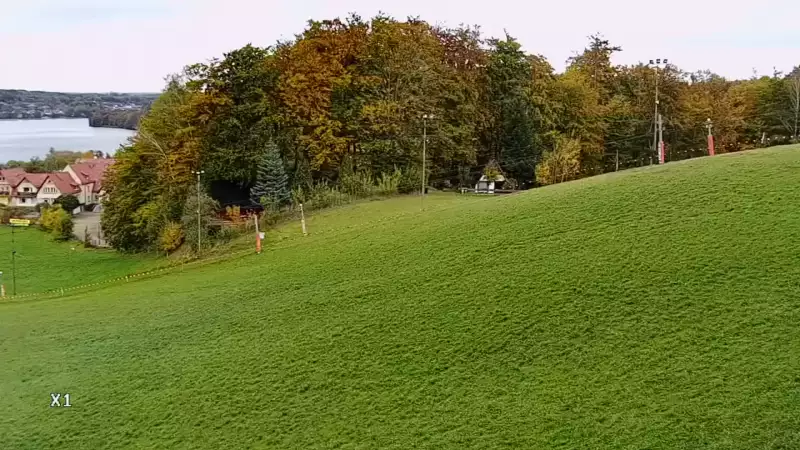 Widok ze stacji narciarskiej Koszałkowo w Wieżycy