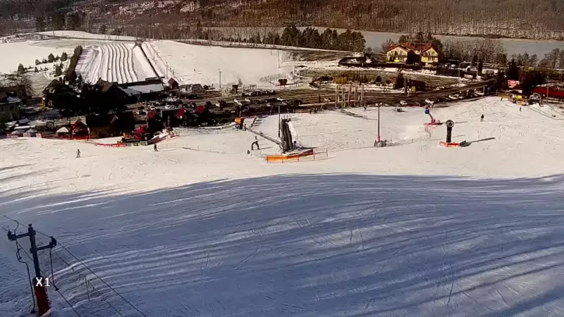 Widok ze stacji narciarskiej Koszałkowo w Wieżycy