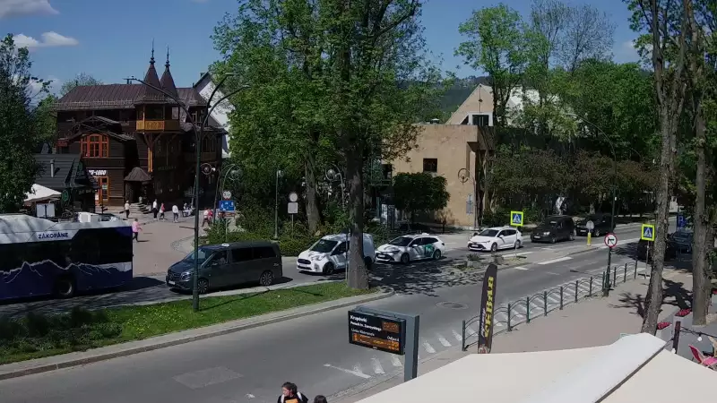 Zakopane - ujęcie na Krupówki NOWOŚĆ
