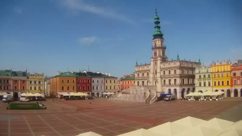Widok na Rynek Wielki Miasta w ZAMOŚCIU - KAMERA LIVE