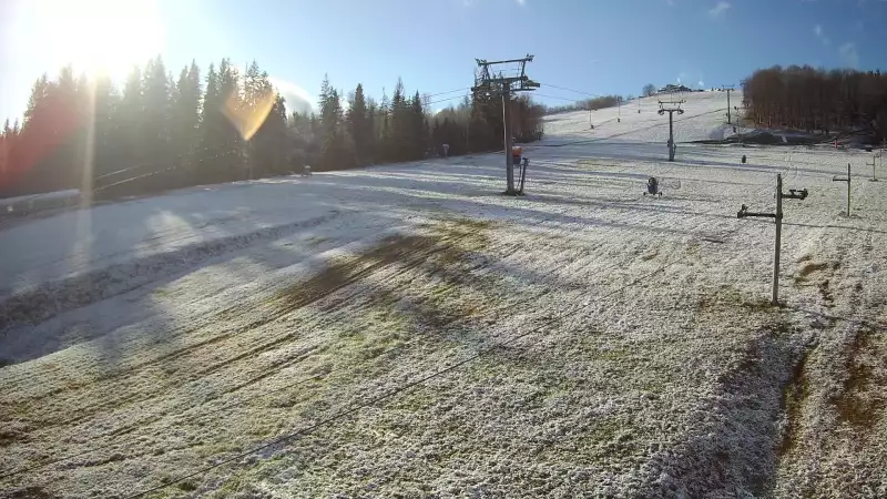 Widok na stok narciarski Złoty Groń.