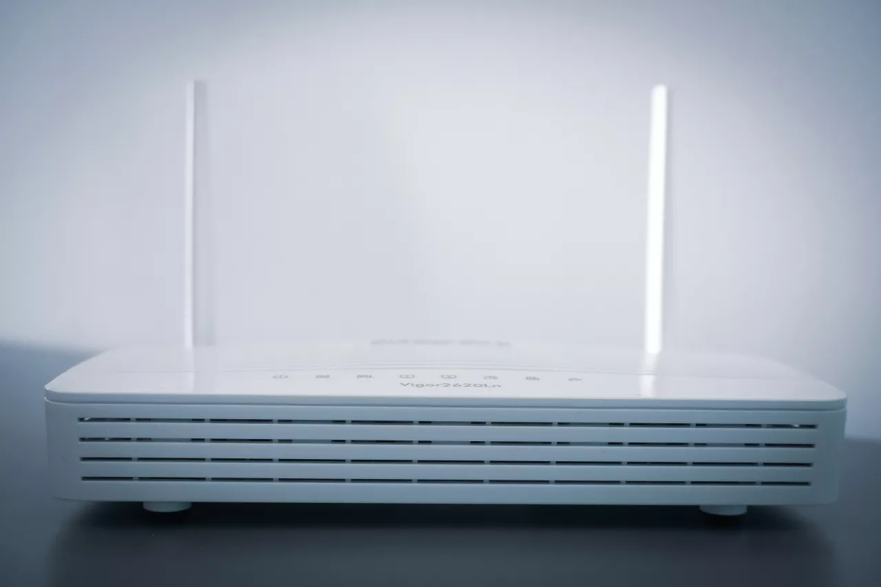 Pluszowy Router Router do światłowodu – na co zwrócić uwagę przy wyborze?