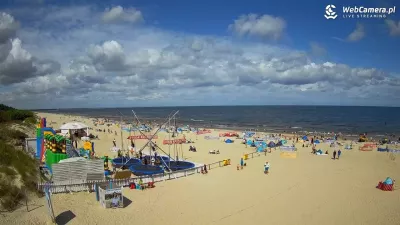 Wakacyjna środa na plaży w Jantarze - zobacz co nagrała kamera