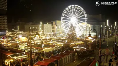 Poczuj magię świąt bez wychodzenia z domu. Polskie jarmarki bożonarodzeniowe w obiektywie [FILM]
