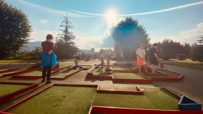 Wakacje w górach dla dwojga w Ustroniu: rytm slow, trasy i SPA