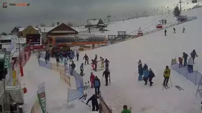 Zdjęcie z nowości Narty w Polsce na żywo [ 250 KAMER ] Zobacz Zieleniec Ski w Kotlinie Kłodzkiej. Stok świetnie przygotowany, wszystkie trasy czynne. Oglądaj