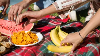 Jak zaplanować piknik? Praktyczne wskazówki