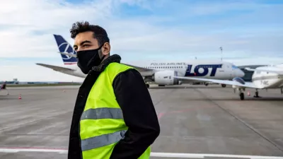 Czym jest hub lotniczy i jak działają największe centra przesiadkowe świata?