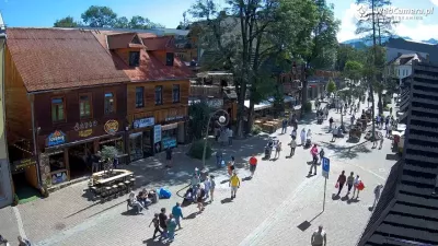 Była godzina 11:30 na Krupówkach...