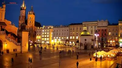 Zdjęcie z nowości Rynek Główny oraz Słynne Sukiennice w Krakowie,  zobacz z NOWEJ kamery Full HD.