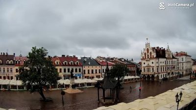 Widok z Kamery na Rynek w RZESZOWIE na żywo