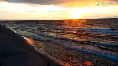Sierpniowy zachód słońca na kilku plażach Bałtyku