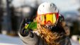 Kochamy narty i snowboard, kochamy spędzać czas aktywnie zimą w gronie rodziny i przyjaciół.