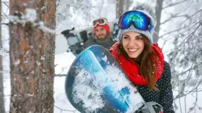 Na co zwracać uwagę? Jakich błędów unikać przy zakupie deski snowboardowej?