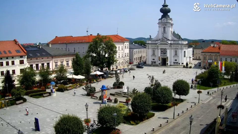 Ujęcie z kamery na Wadowicki Rynek - zobacz na żywo