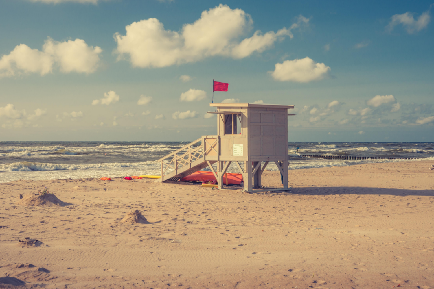 DEKALOG BEZPIECZNEGO PLAŻOWANIA - Jak bezpiecznie wypoczywać nad wodą?