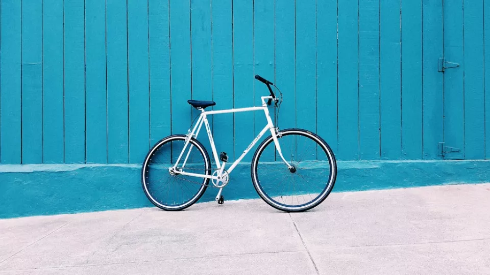 Modernizacja roweru – kiedy warto wymienić napęd na przerzutki Shimano?