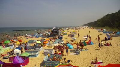 Plaże oblegane przez turystów Atrakcyjne słoneczne Pobierowo