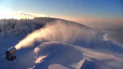 Niskie temperatury pozwoliły na uruchomienie armatek w Szczyrkowski.pl - zdjęcie Naśnieżanie tras zjazdowych w Szczyrk Mountain Resort